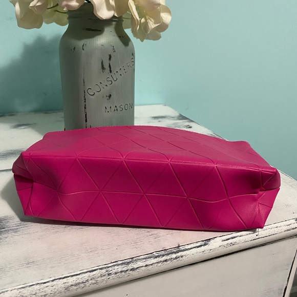 Lacome Pink Makeup Bag - Picture 2 of 3